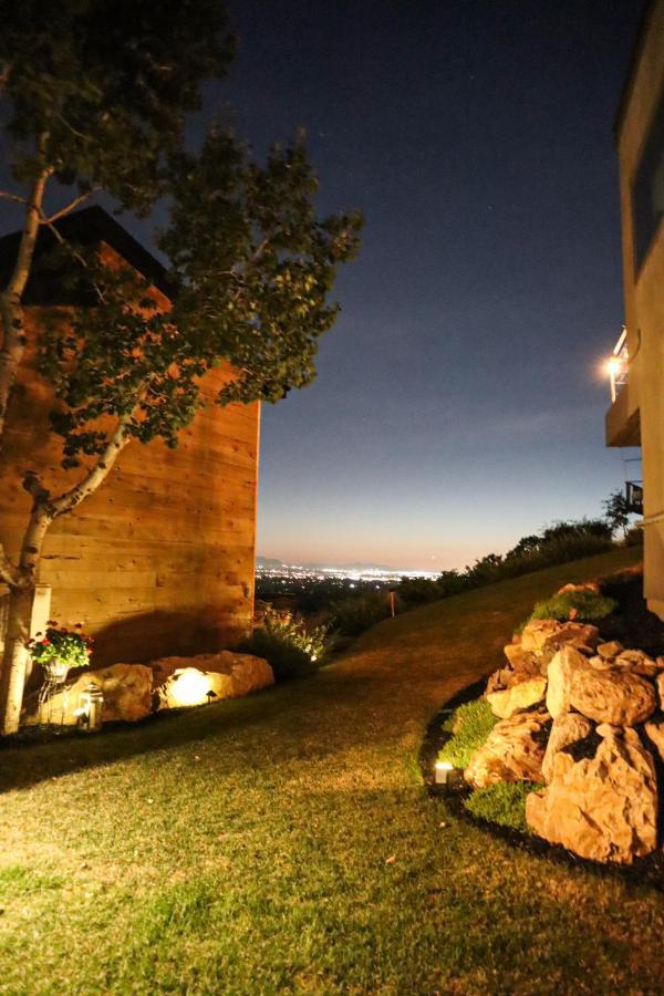 Villa Luxury Alpine Treehouse Holladay Exterior foto